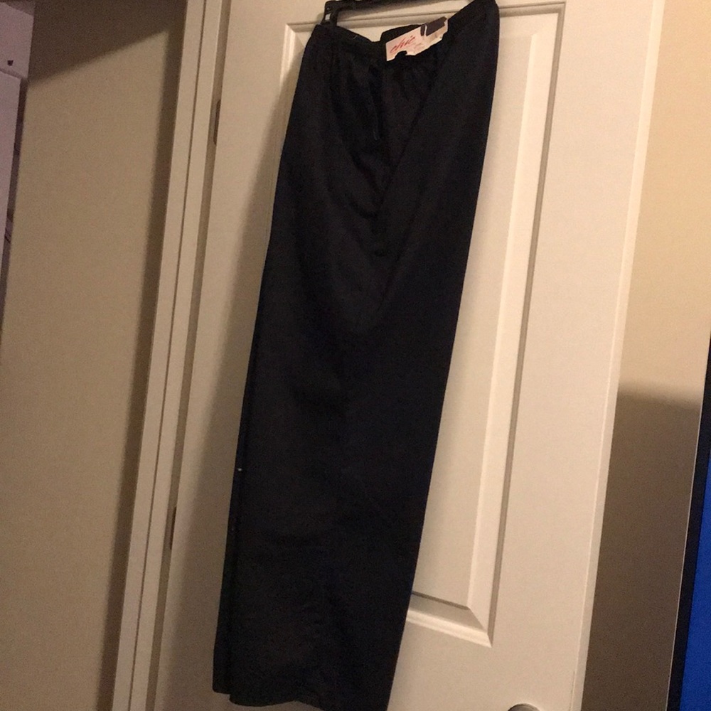 Chic comfort pants